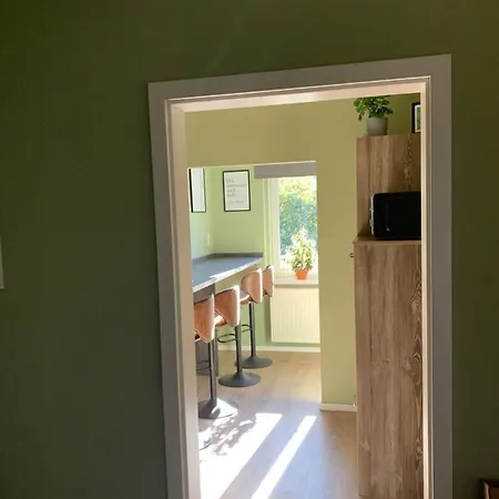 Gaestezimmer In Einer Thiele In Rosswein