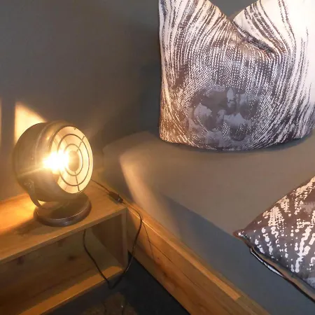 Гостевой дом Gaestezimmer In Einer Thiele In *