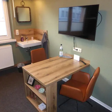 Gaestezimmer In Einer Thiele In Гостевой дом Rosswein