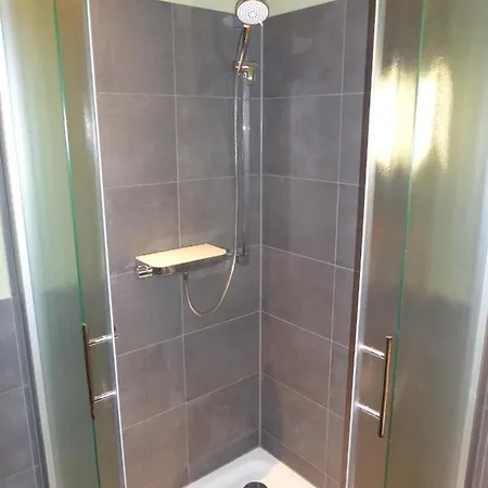 Gaestezimmer In Einer Thiele In